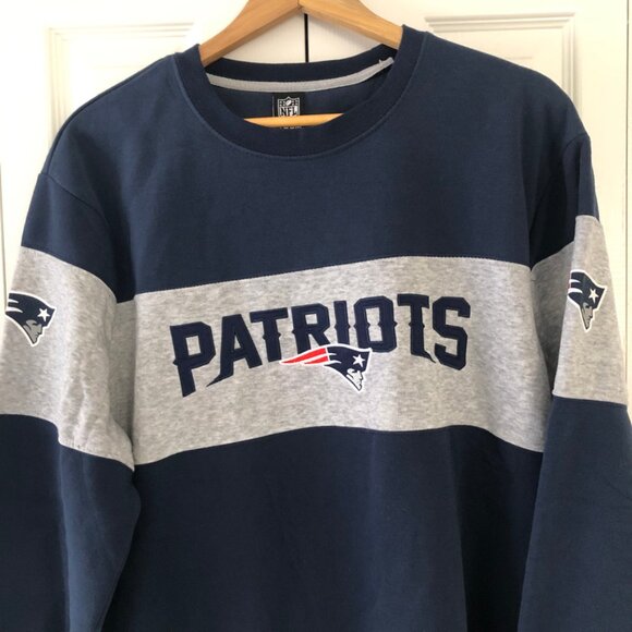 New England Patriots Crewneck NFL Team Apparel Sweatshirt - Size XL - Blue/Grey - Picture 4 of 13